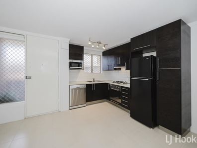 33B/49 Herdsman Parade, Wembley WA 6014