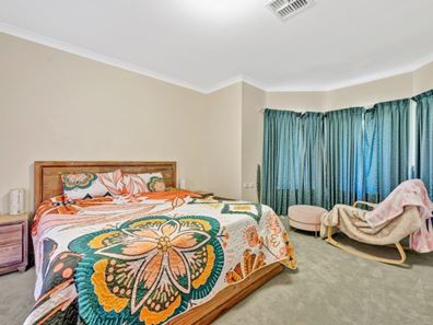 15 Reeve Terrace, Port Denison WA 6525