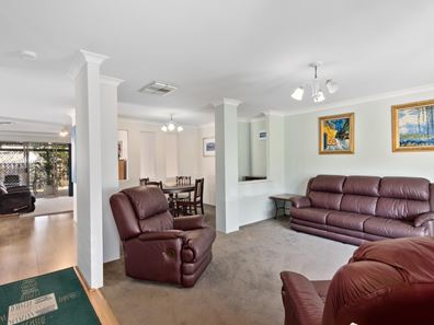 15 Edelweiss Way, Beckenham WA 6107