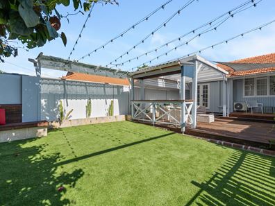 213 Huntriss Road, Doubleview WA 6018