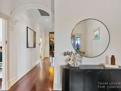 112 Grand Promenade, Bedford WA 6052
