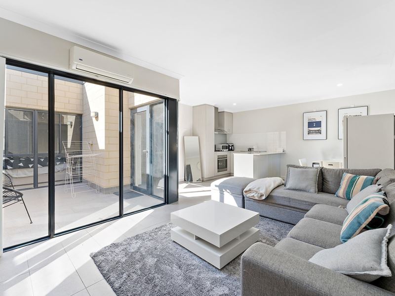 11/143 Morrison Road, Midland WA 6056