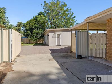 27 Chadwick Parade, Brookdale WA 6112