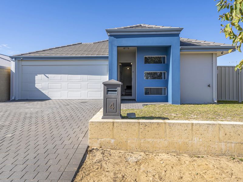 4 Cooralya Avenue, Golden Bay WA 6174