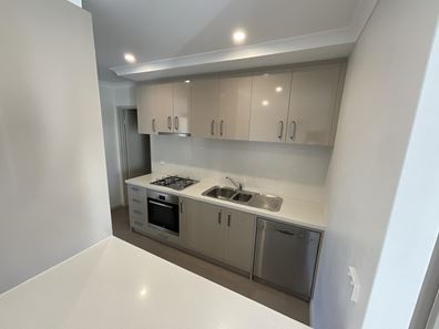 213/9 Central Terrace, Beckenham WA 6107