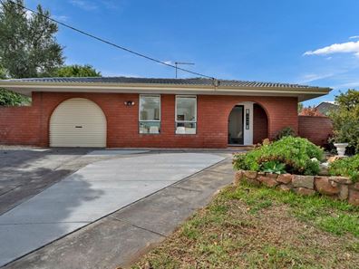 21 Debenham Way, Hillarys WA 6025