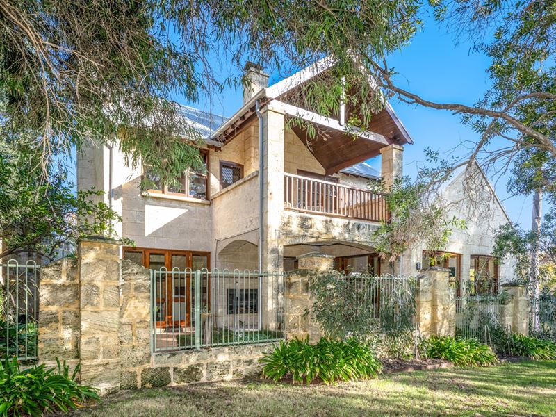 93 Thompson Road, North Fremantle WA 6159