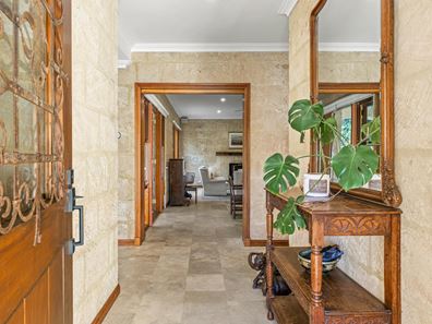 93 Thompson Road, North Fremantle WA 6159