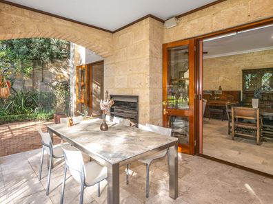 93 Thompson Road, North Fremantle WA 6159
