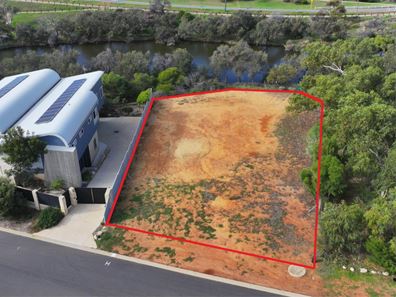 60 Charles Street, Bluff Point WA 6530