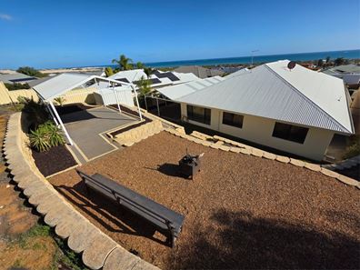 23 Endeavour Drive, Wandina WA 6530