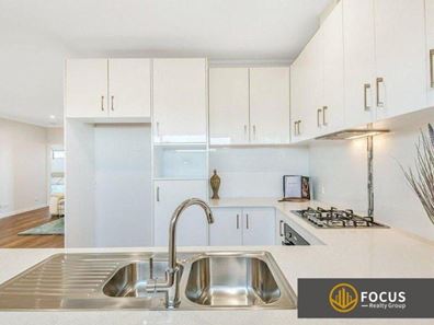 10/253 Robinson Avenue, Cloverdale WA 6105