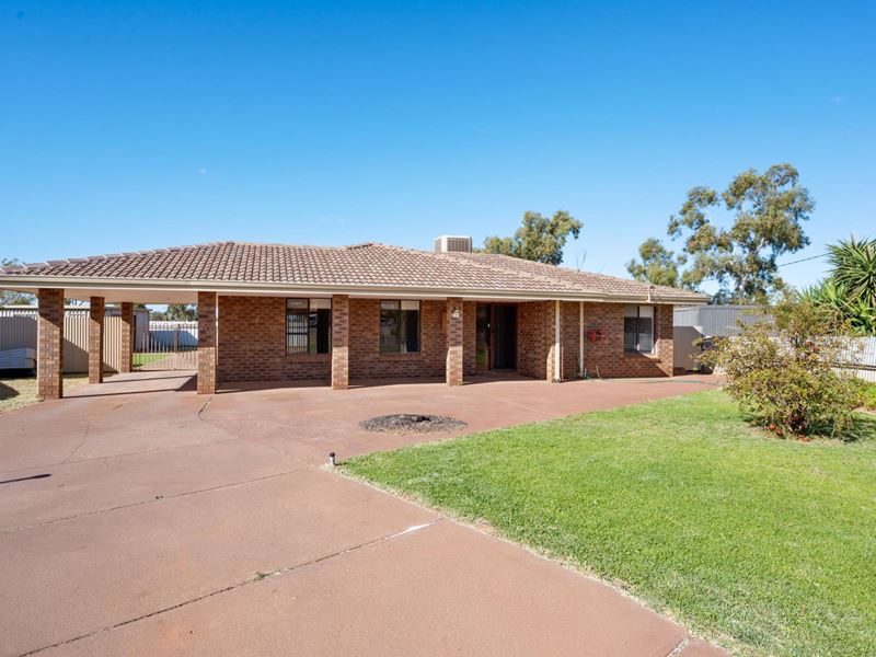 26 Fairetha Place, Kalgoorlie