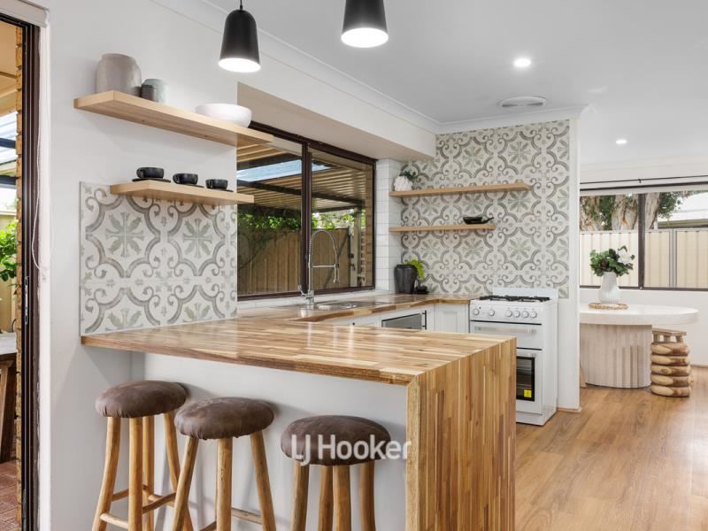 46 Jacaranda Crescent, Withers WA 6230