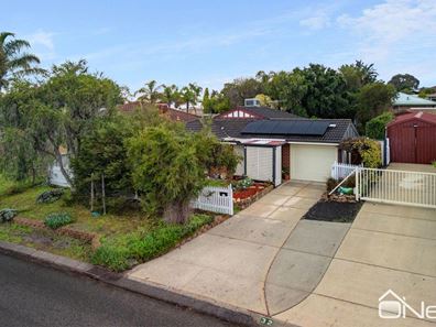 32 Baningan Avenue, Success WA 6164