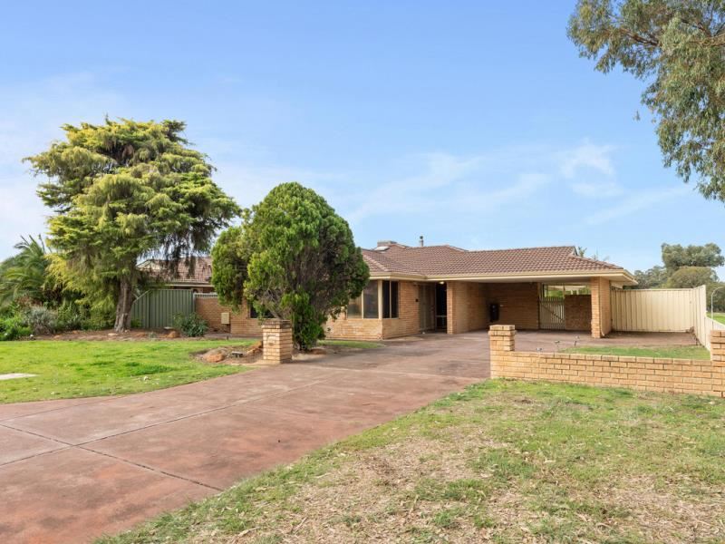 26 St Johns Court, Kingsley