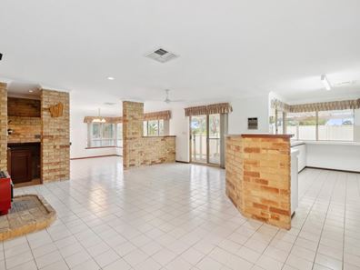 26 St Johns Court, Kingsley WA 6026