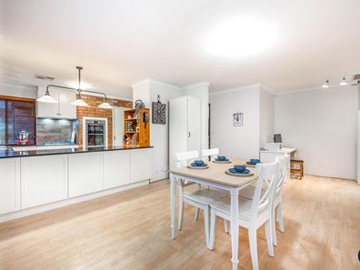 4 Sunbird Court, Willetton WA 6155