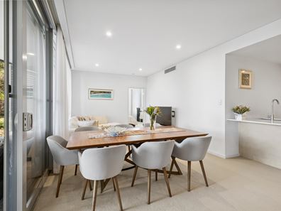 76/2 Milyarm Rise, Swanbourne WA 6010