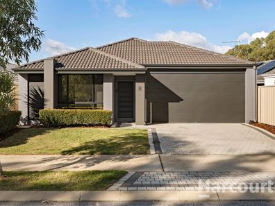 8 Dornoch Way, Meadow Springs WA 6210