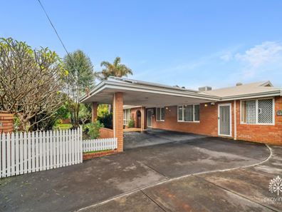31 Andrew Street, Kalamunda WA 6076