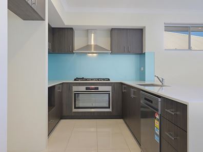 90 Delaronde Drive, Success WA 6164
