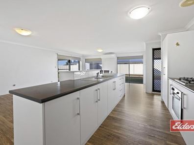 73 Columbus Boulevard, Wandina WA 6530