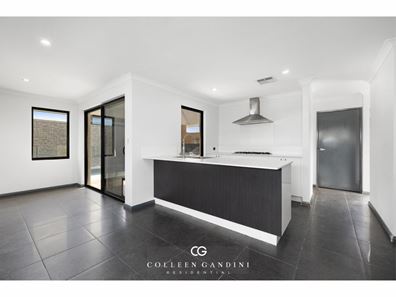 22 Marsland Road, Midvale WA 6056