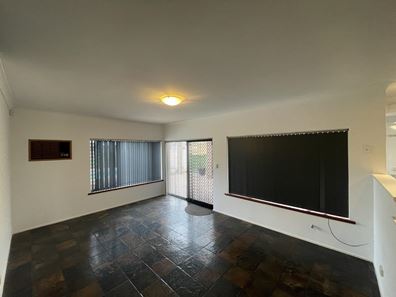 12 Empire Way, Thornlie WA 6108