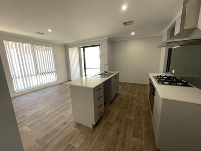 37 Colonna Street, Dalyellup WA 6230
