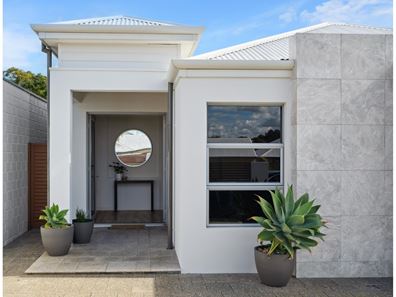 67 Canavan Crescent, Manning WA 6152