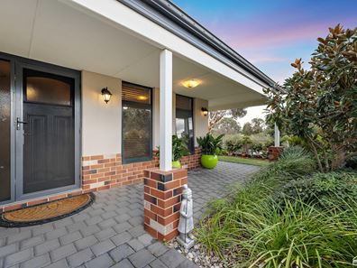 140 Kokoda Boulevard, Byford WA 6122