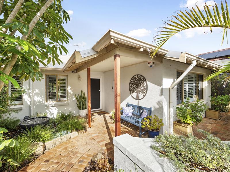 48b Sorrento Street, North Beach