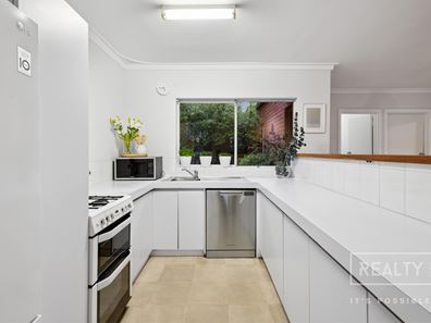 20 Arundale Crescent, Wembley Downs WA 6019