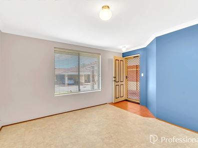 14/268-272 Wharf Street, Queens Park WA 6107