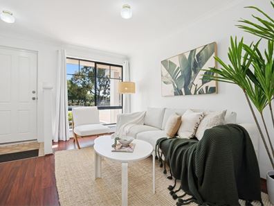5/92 Oakwood Crescent, Waikiki WA 6169