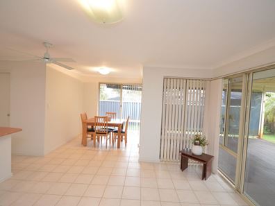 1/58 Linley Road, Wannanup WA 6210