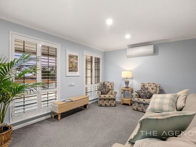 33 Crossland Way, Kardinya WA 6163