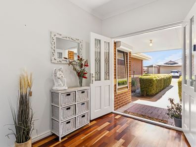 11 Fewson Turn, Ellenbrook WA 6069