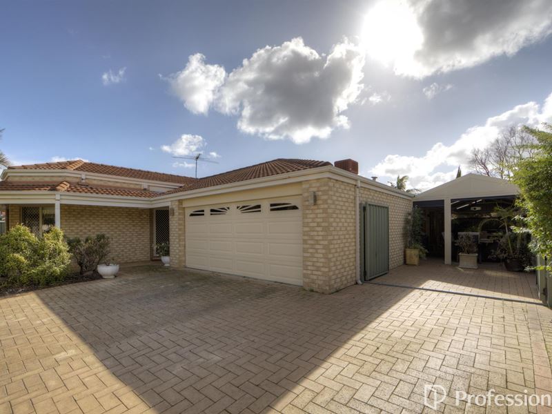 33 Feeney Gardens, High Wycombe WA 6057