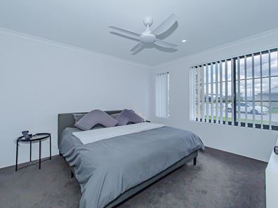 21 Treetop Vista, Bullsbrook WA 6084