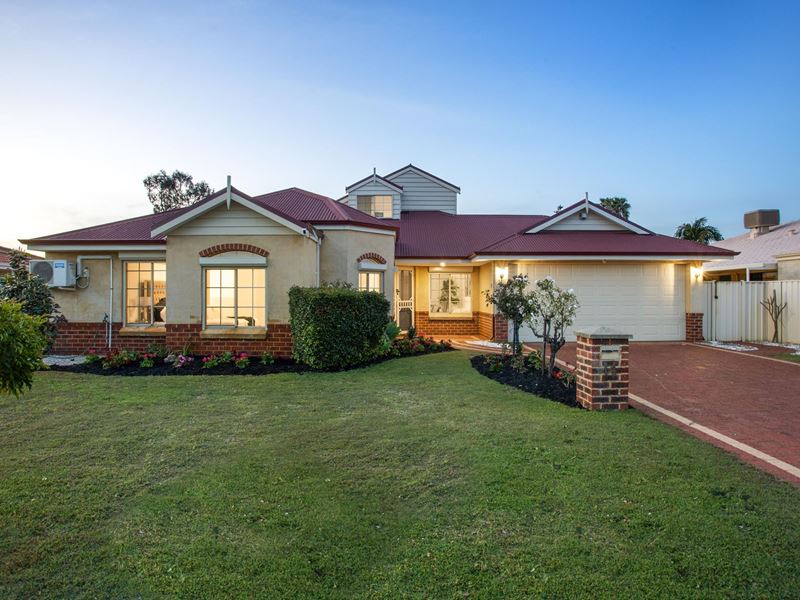 14 Ashridge Turn, Canning Vale WA 6155