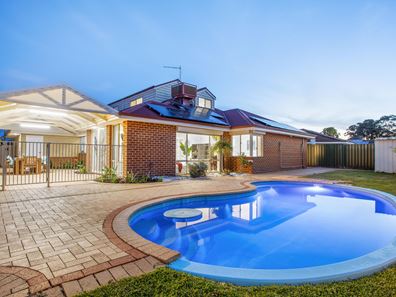 14 Ashridge Turn, Canning Vale WA 6155
