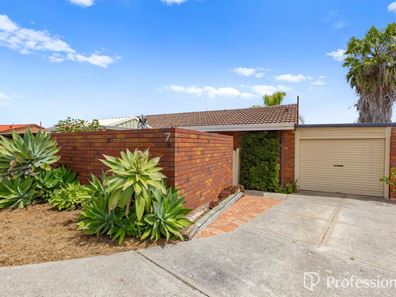 7/5 Spinaway Street, Craigie WA 6025