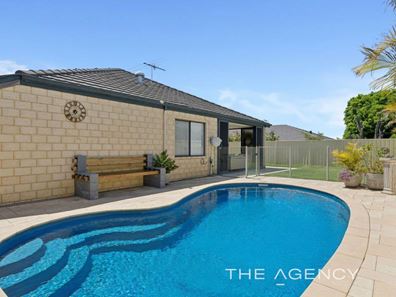 26 Fineview Crescent, Carramar WA 6031