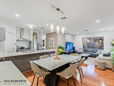 6 Tuart Street, Yokine WA 6060