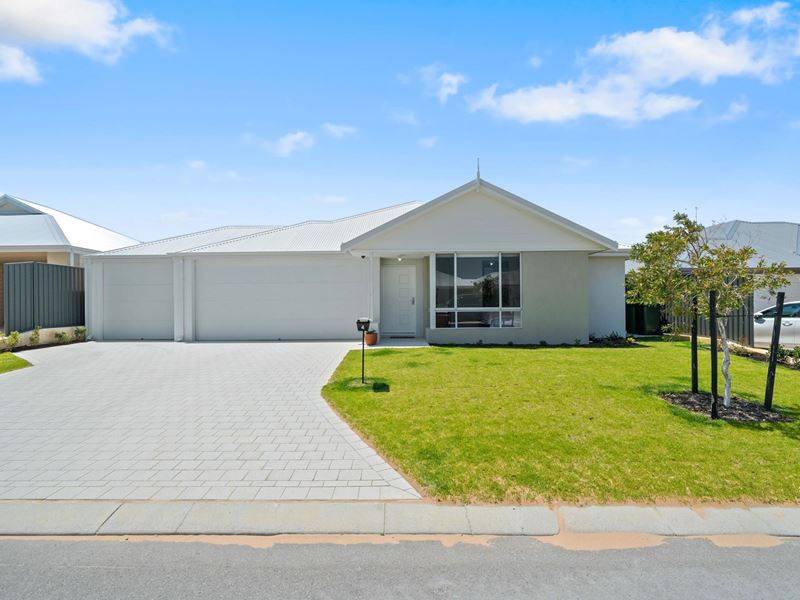 4 Deauville Approach, Madora Bay
