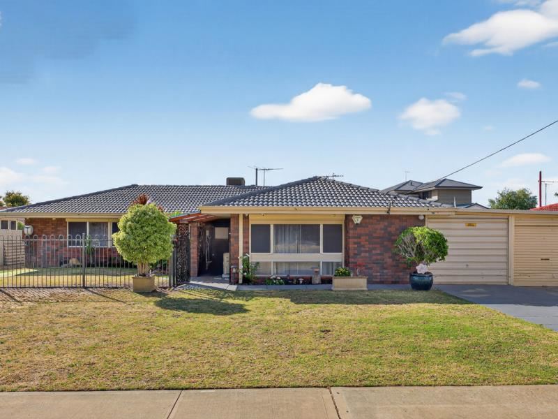 21 Cambridge Crescent, Cooloongup