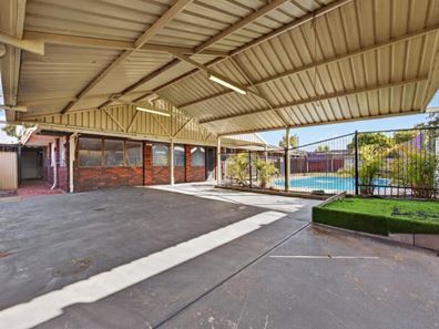21 Cambridge Crescent, Cooloongup WA 6168