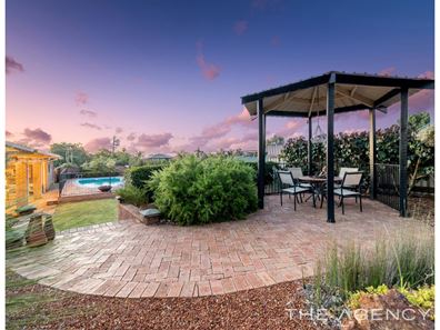4 Bottega Place, Lesmurdie WA 6076